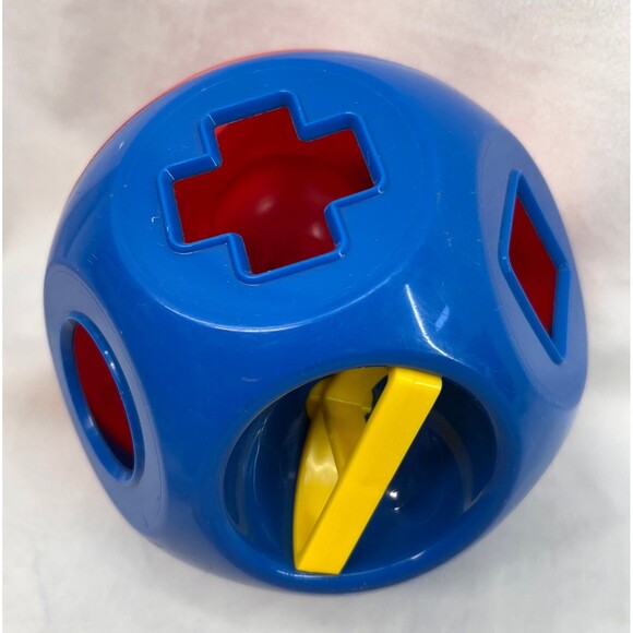 Tupperware Shape Sorter Complete - Picture 3 of 5